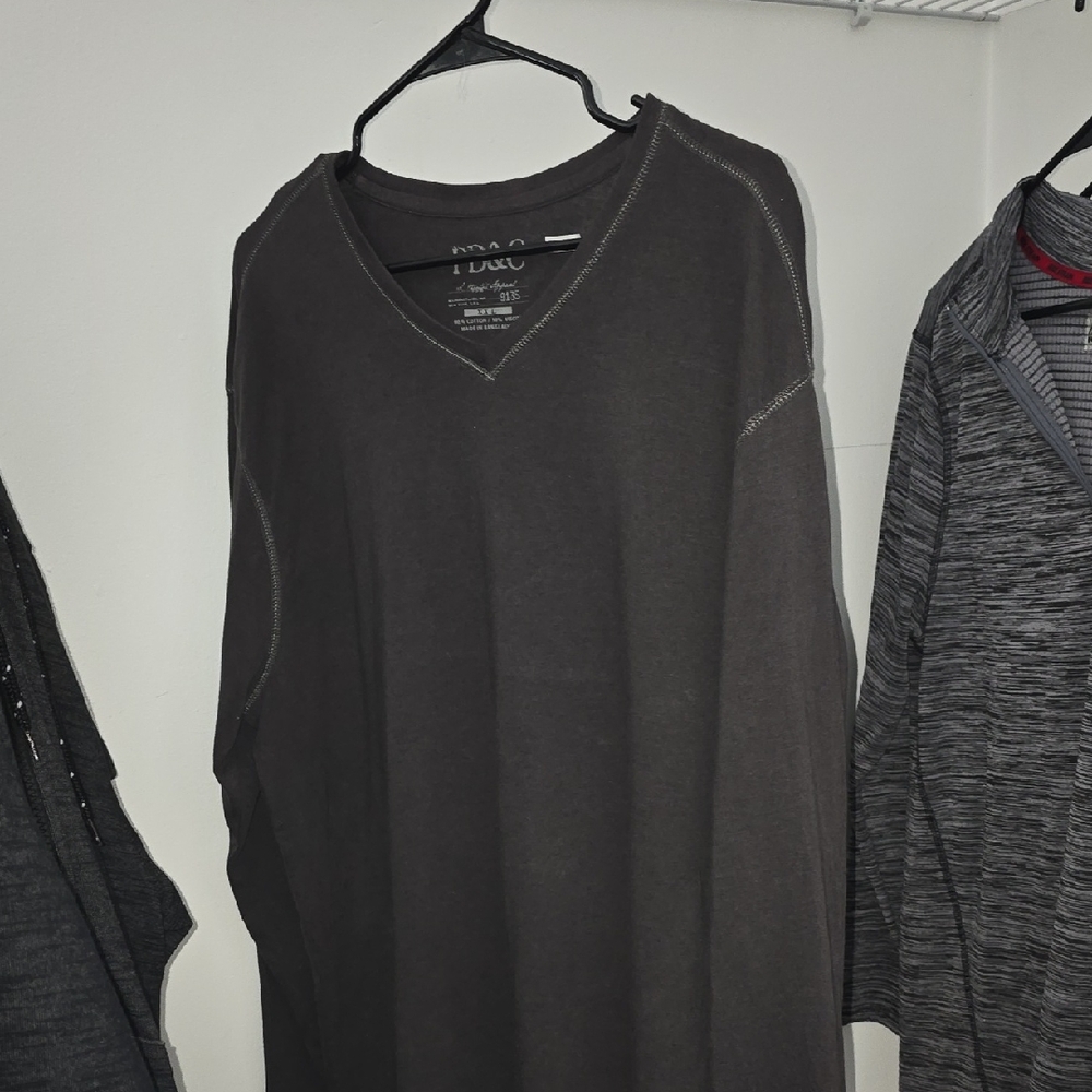 PD&C Dark Gray V-Neck Tee